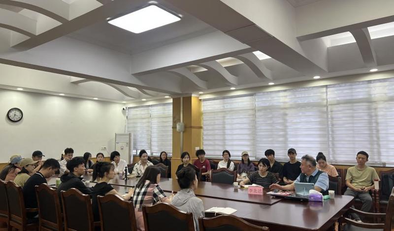 舞蹈学院举办2026舞蹈学院学术季名师讲堂——李北达教授专题讲座《中国民族民间舞和中国舞蹈疗愈》